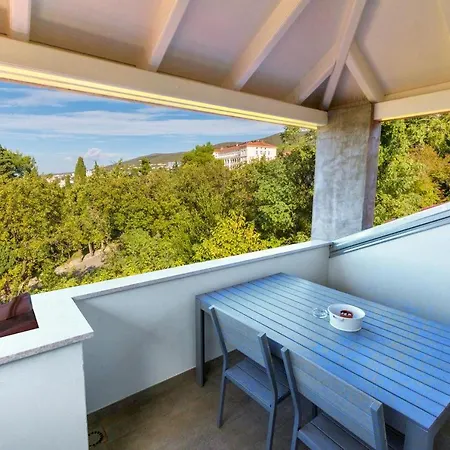 Apartment Erika 7 Crikvenica