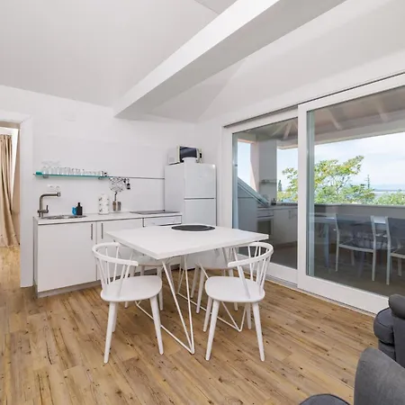 Erika 7 Apartman Crikvenica